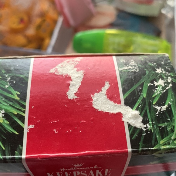 Hallmark keepsake ornament - Picture 6 of 6